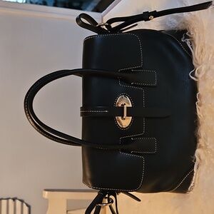 Dooney & Bourke ELISA Black Leather Handbag